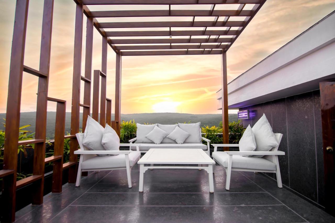 Leela Resort Mahābaleshwar Exterior foto