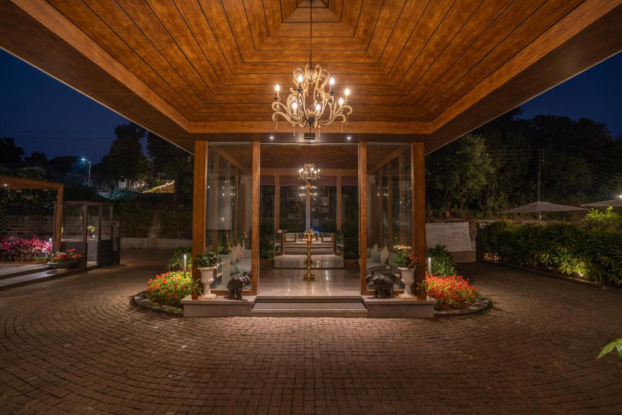 Leela Resort Mahābaleshwar Exterior foto